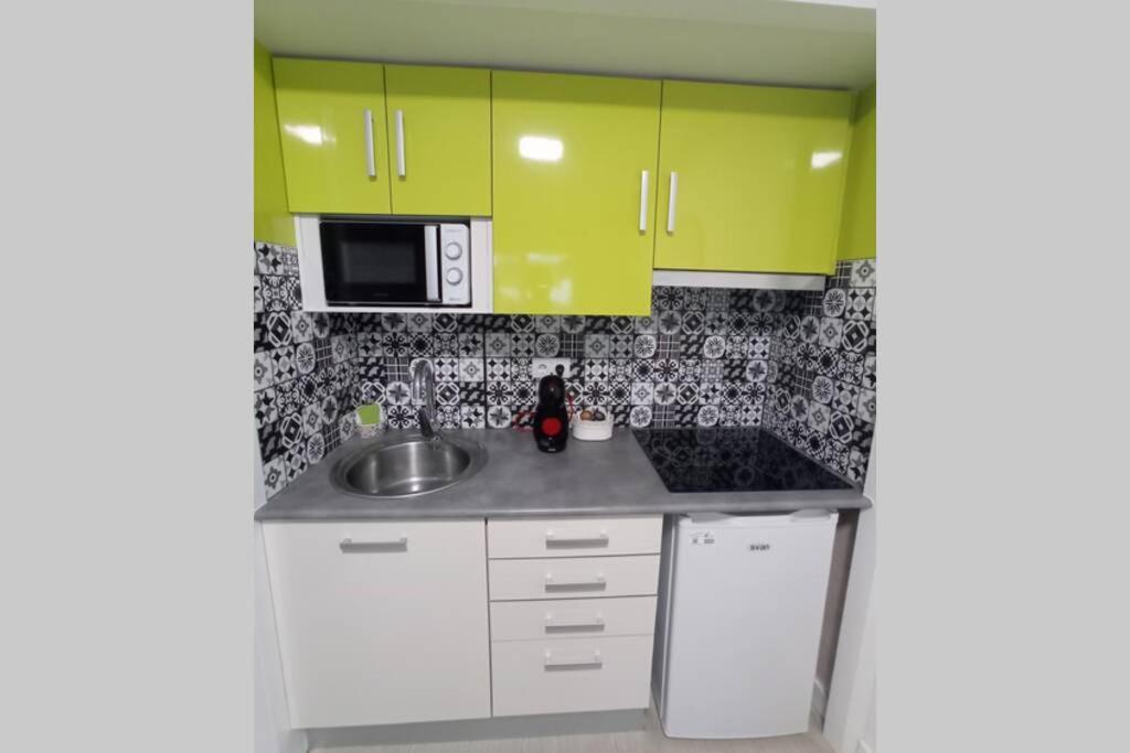 Apartamento Con Piscina A 2 Minutos De La Playa!!! 滨海略雷特 外观 照片